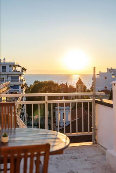 Sea View Sunset Penthouse Apartment Tesalonika Bagian luar foto